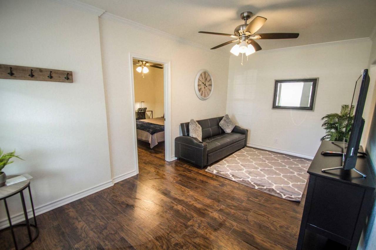Apartamento Hays St Cozy Remodeled 2Br/2Ba House Sleeps 8 San Antonio Exterior foto